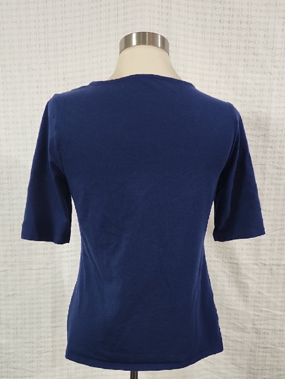 croft & barrow Women's Square Neck Short Sleeve Top in Navy - Picture 3 of 3